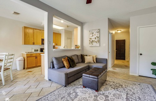 Panther Creek House | Bike & Explore: Family Home in The Woodlands!