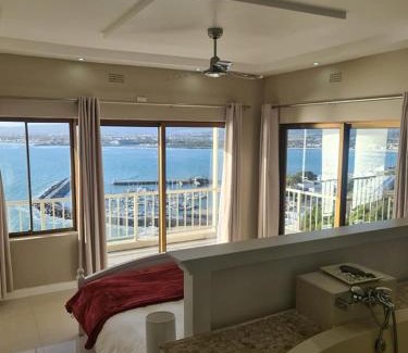 Mountainside Apartment | Bikini Beach Manor