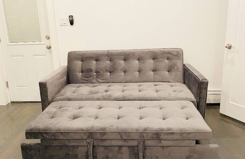 Long Beach Apartment | Bikinis & Martinis a Modern Beach Studio for 2 only 5 minute walk to the beach