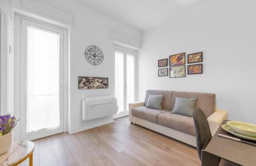 Zona Lancetti Apartment | Bilocale vicino tram 2, smart TV e internet veloce