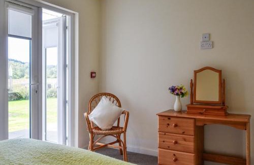 Aberfoyle House | Birch - Apartment