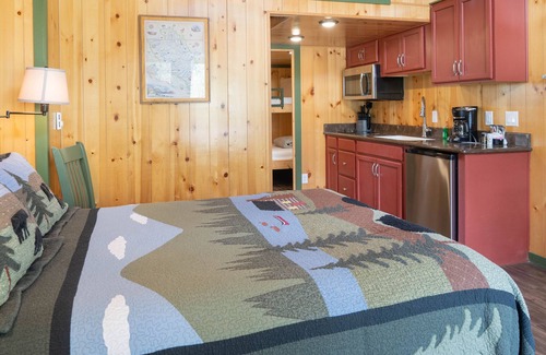 West Glacier Cabin | Birch Cabin