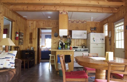 Pine River Cabin | Birch Lane Cabins 3 bed