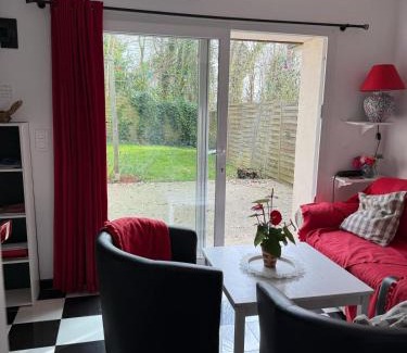 Coulommiers House | Birchbank Cottage - Disney 30min