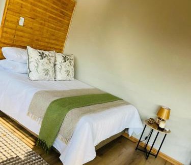 Newlands East Apartment | Bird Nest Lodge