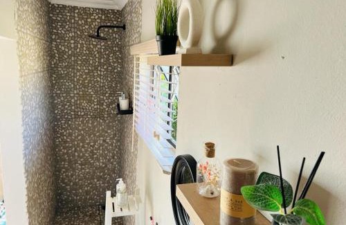 Newlands East Apartment | Bird Nest Lodge