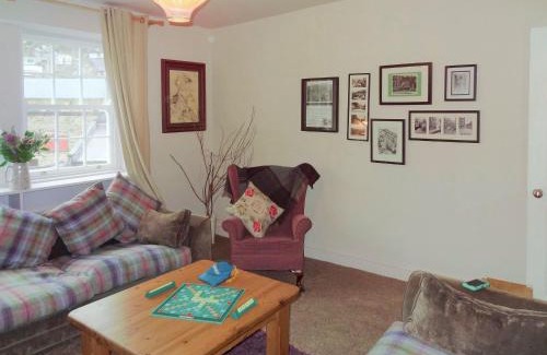 Wadsworth House | Birkenhead Cottage