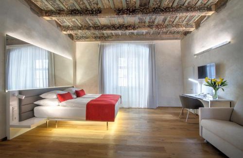 Mala Strana Hotel | Bishop's House