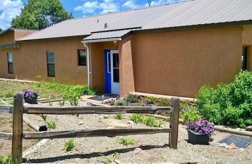 Canada de los Alamos House | Bishop's Ridge Retreat House