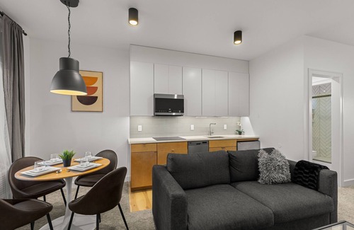 Gardiner Apartment | Bison Meadow Lodge #5