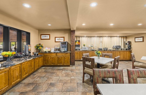 Hamilton Hotel | Bitterroot River Inn & Conference Center