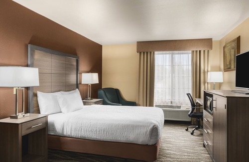 Hamilton Hotel | Bitterroot River Inn & Conference Center