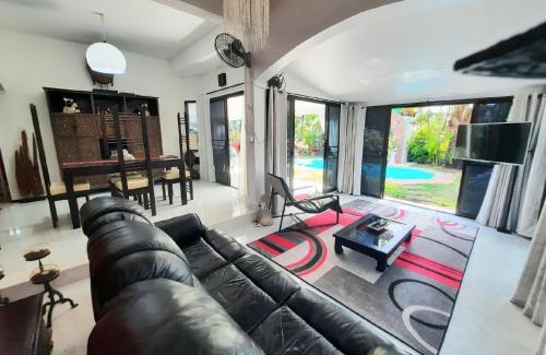 Ban Saiyuan Villa | Bjou, Cosy Tropical Villa