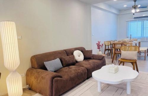 Ratchadaphisek Villa | BKK Villa/Huaikwang China Twon