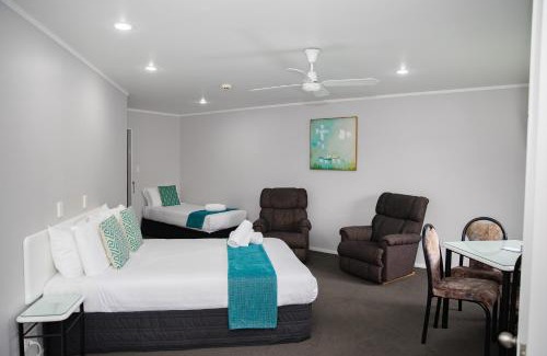 Gisborne Hotel | BKs Palm Court Motor Lodge