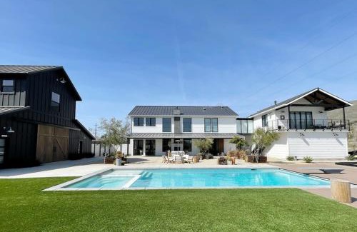 San Luis Obispo House | Black Barn Ranch 25 Acres Wpool Near Downtown