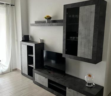 Pivarada Apartment | Black&White House