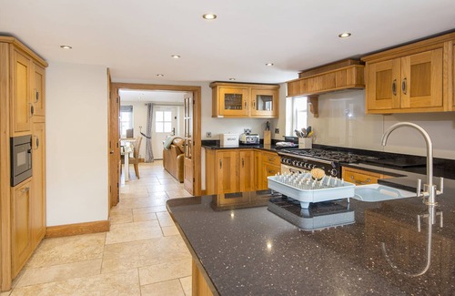 Solva Cottage | Blackberry Cottage, Holiday Cottage Solva, Sleeps 4, 2 bedrooms, bathrooms