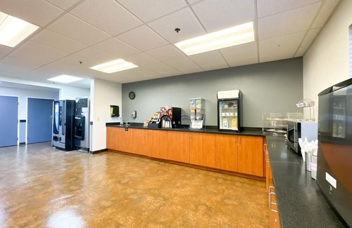 Blaine Hotel | Blaine Town Inn & Suites