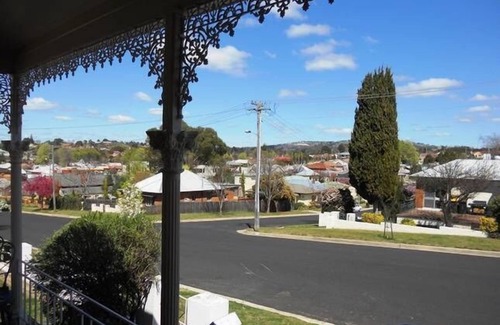 Bathurst House | Blandford Cottage - located at Bathurst