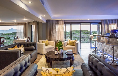 Sunset Beach House | Bliss Boutique Hotel