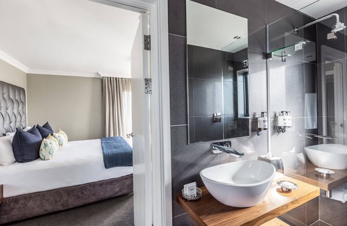 Sunset Beach House | Bliss Boutique Hotel