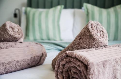 East Wittering Apartment | Blissview - Beach front apartment in East Wittering Village