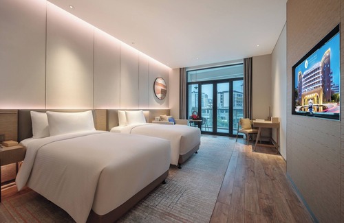 Dujiangyan Hotel | Blossom Attic DuJiangYan