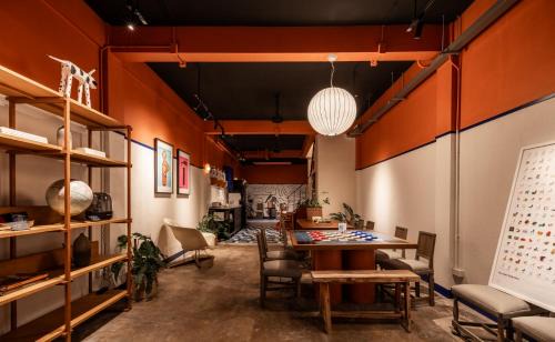 Bang Rak Hotel | Blu Dock Restel Bangkok