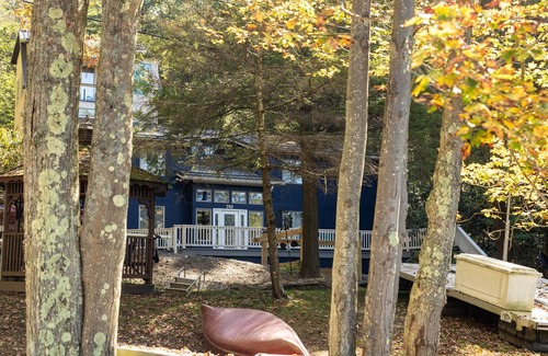 Swanton House | Blue Anchor- 8 bedrooms with indoor pool and movie theater