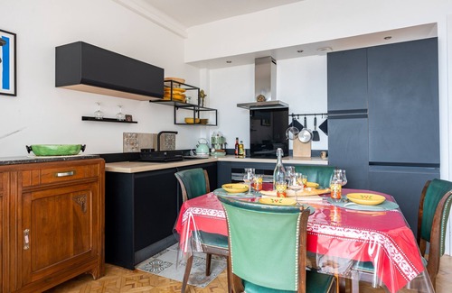 Hotel-de-Ville Apartment | BLUE BAY - Superbe Vue sur le Vieux Port