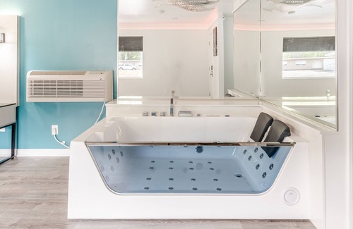 North Kingstown Hotel | Blue Beach Motel