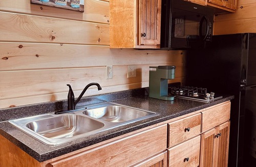 Surry Cabin | Blue Cabin by the Brook in Surry close to Acadia National Park and Bar Harbor