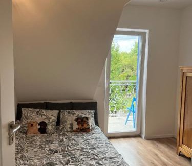 Zabierzow Apartment | Blue cottage near Krakow