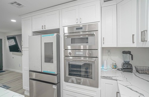 Somers Point House | Blue Haven: Luxury at the Shore! Somers Point, NJ minutes to Ocean City & more!