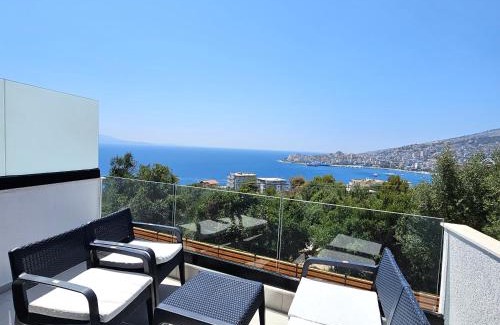 Qafe e Gjashtes Apartment | Blue Horizon And Seaside Serenity