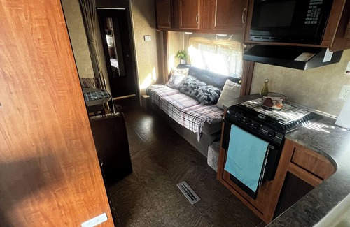 Eugene House | Blue Jay Nest on a beautiful North Face Mtn/pet friendly