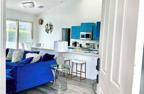 Tuscan Hills House | Blue Lagoon 7 MILES From Disney World