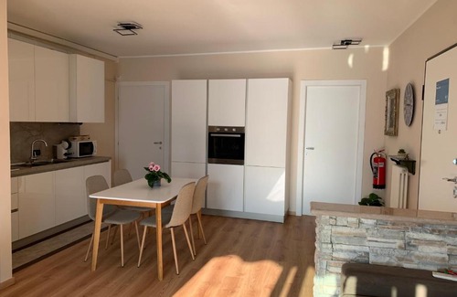 Lovere Apartment | Blue Lake