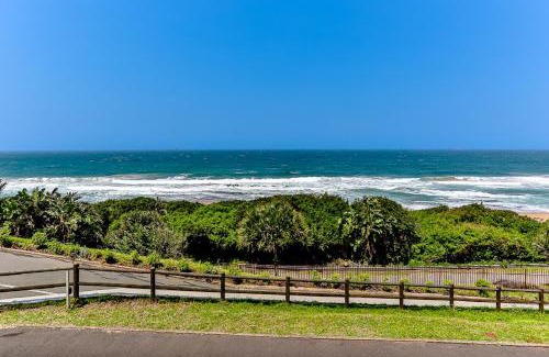 Westbrook Apartment | Blue Largo 6