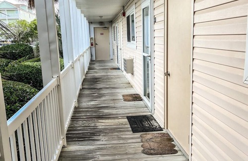 Cherry Grove Beach Condo | Blue Palms at the Beach · Blue Palms at the Beach