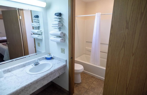 Panguitch Hotel | Blue Pine Motel