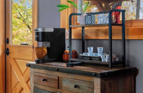 Morganton Cabin | Blue Ridge Escape: Outdoor Kitchen, Hot Tub, Pond