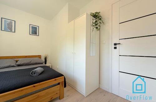 Gdynia House | Blue Room 2 minutes to City Center Gdynia & Seaside