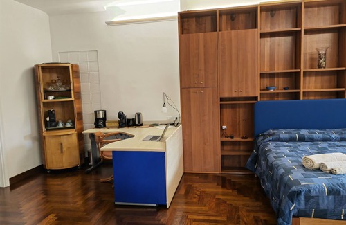 Albano Laziale Bed & Breakfast | Blue rooms an apartment in the woods into wellness & wilderness