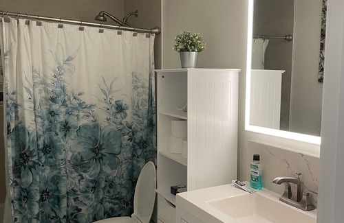 San Rafael Apartment | Blue Skies