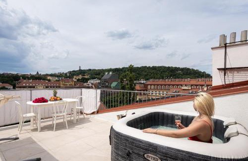 Smichov Apartment | Blue Sky Residence
