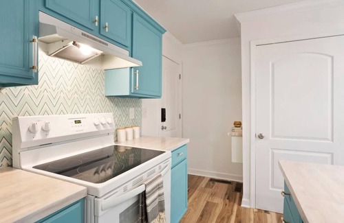 Inman Park Apartment | Blue Sky Studio by Minty Living