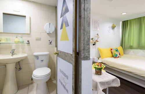 Ximending House | Blue sky Taipei