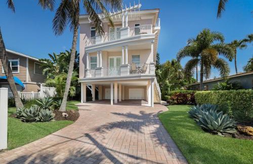 Bradenton Beach Villa | Blue Water Escape Villa